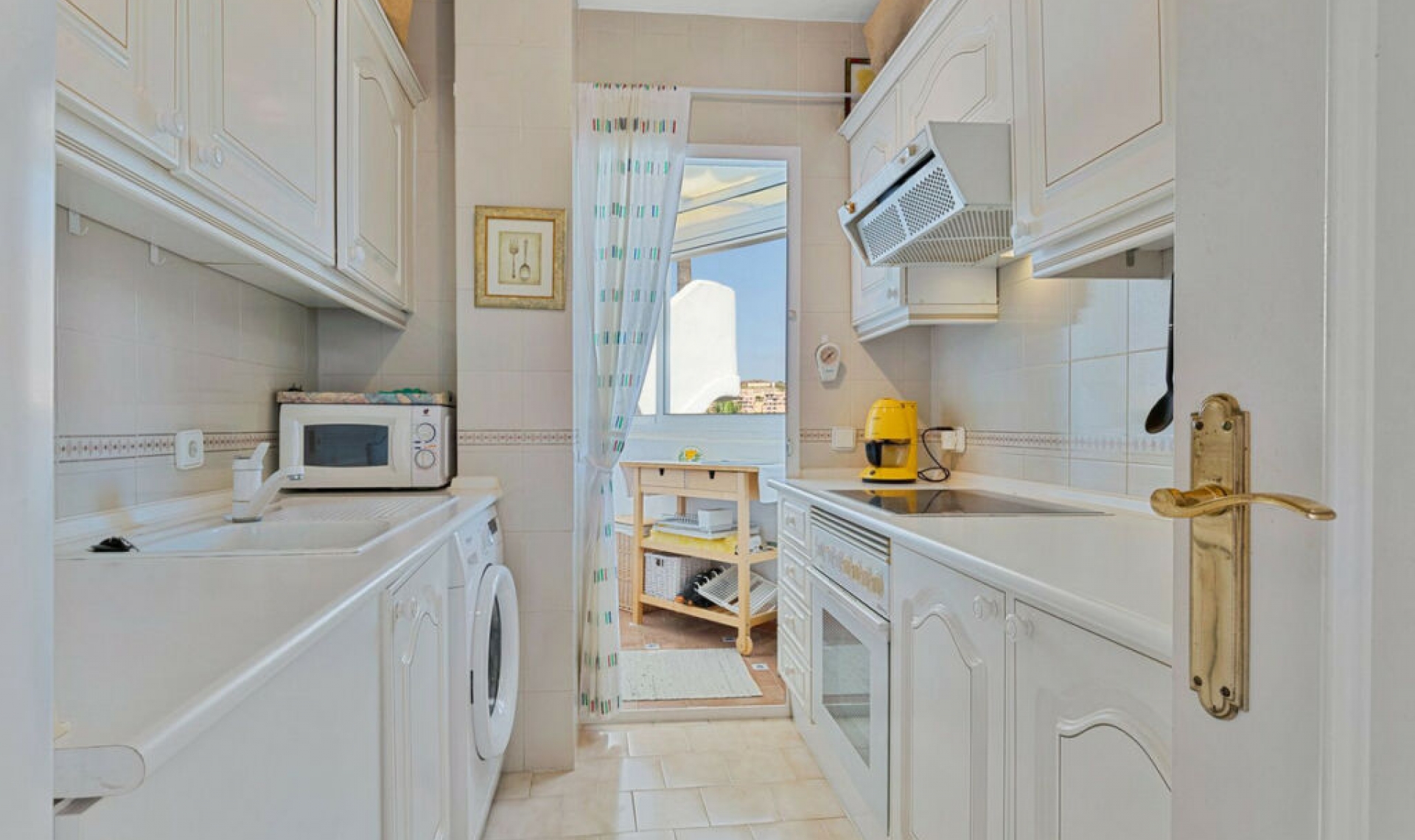 Resale - Apartment -
Calahonda