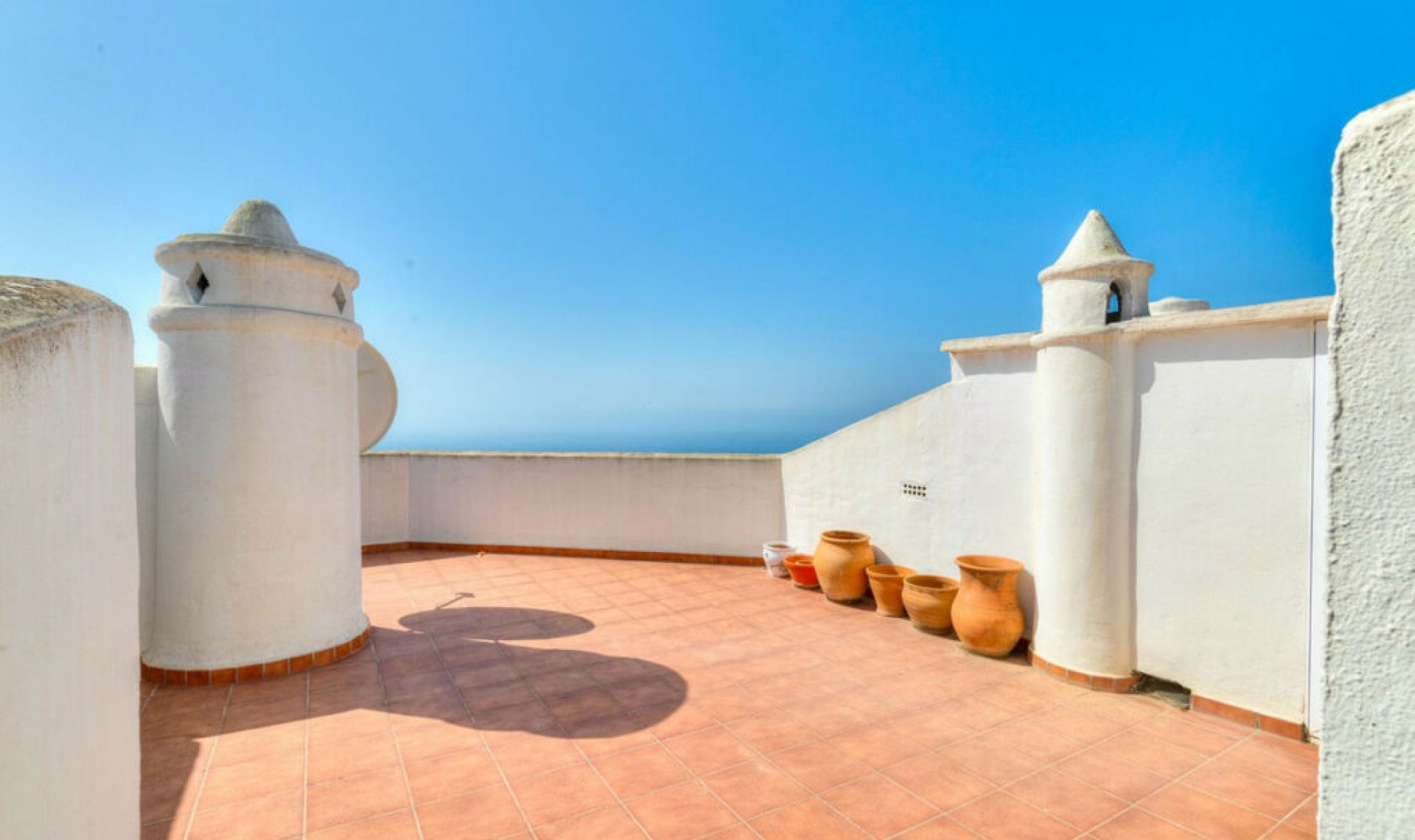 Resale - Apartment -
Calahonda