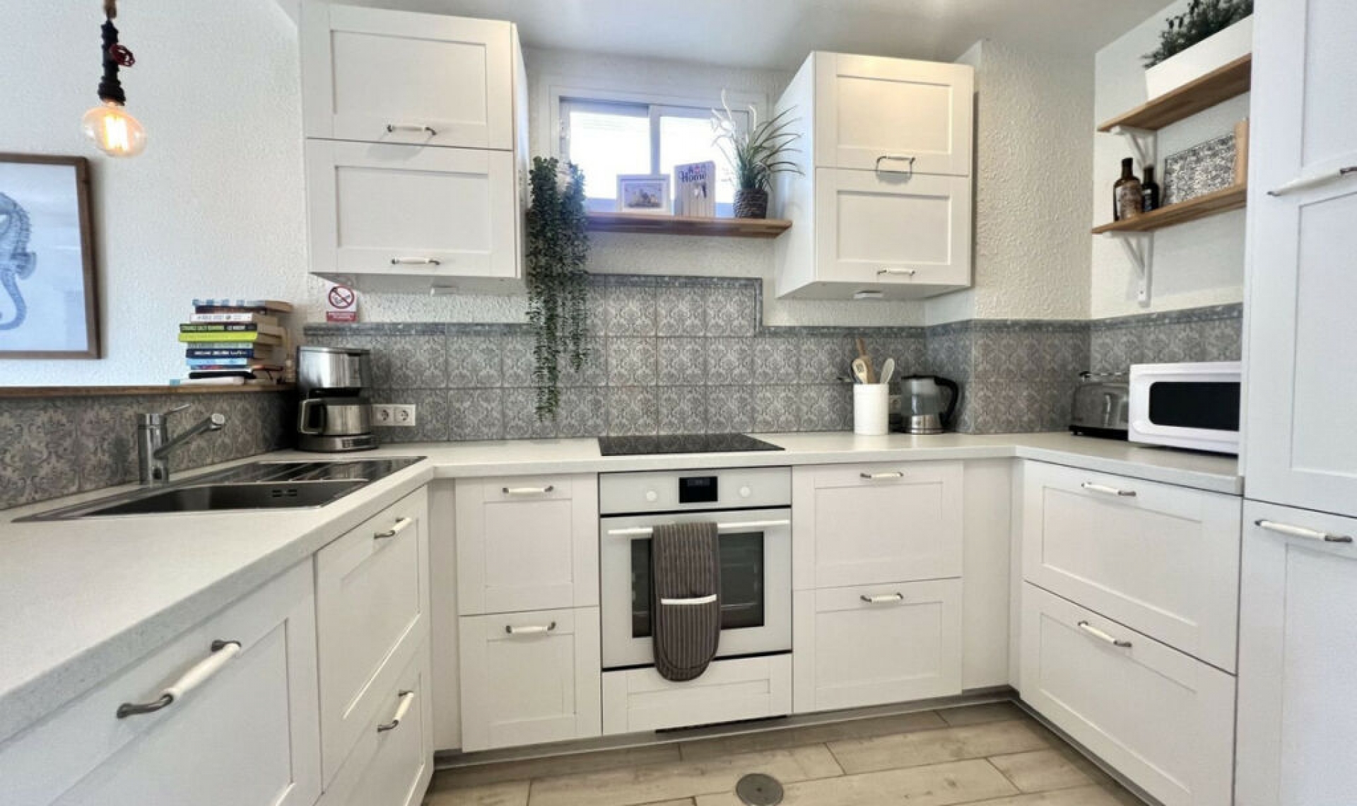 Resale - Apartment -
Calahonda