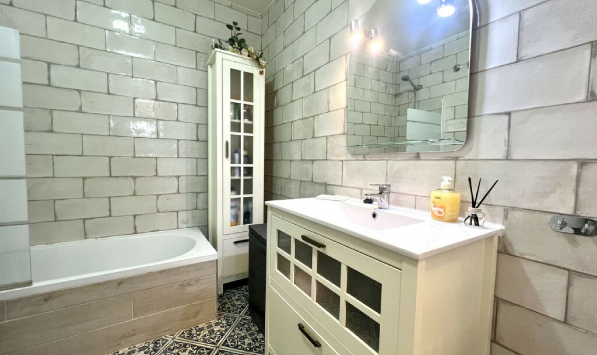 Resale - Apartment -
Calahonda