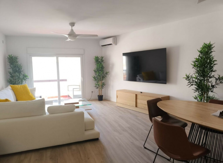 Resale - Apartment -
Calahonda