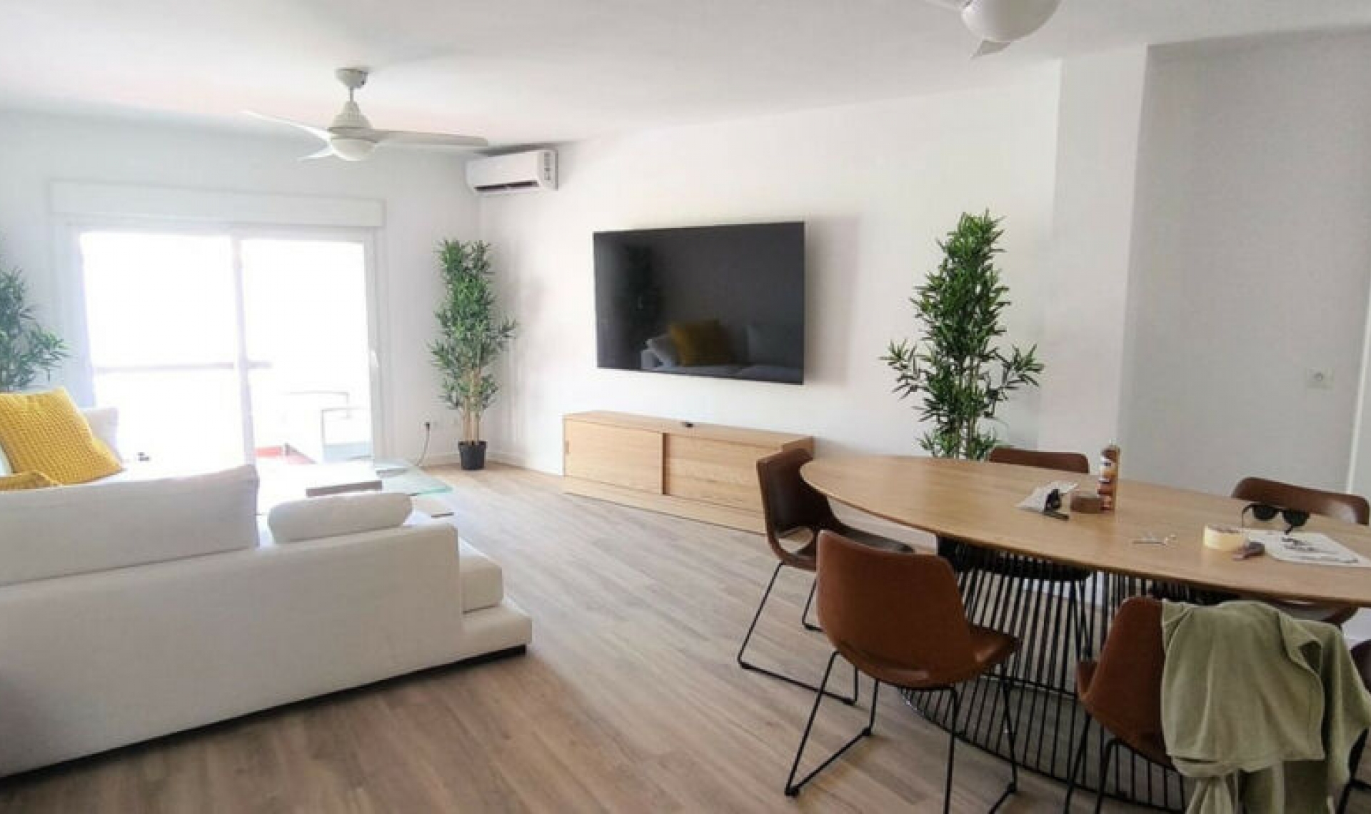 Resale - Apartment -
Calahonda