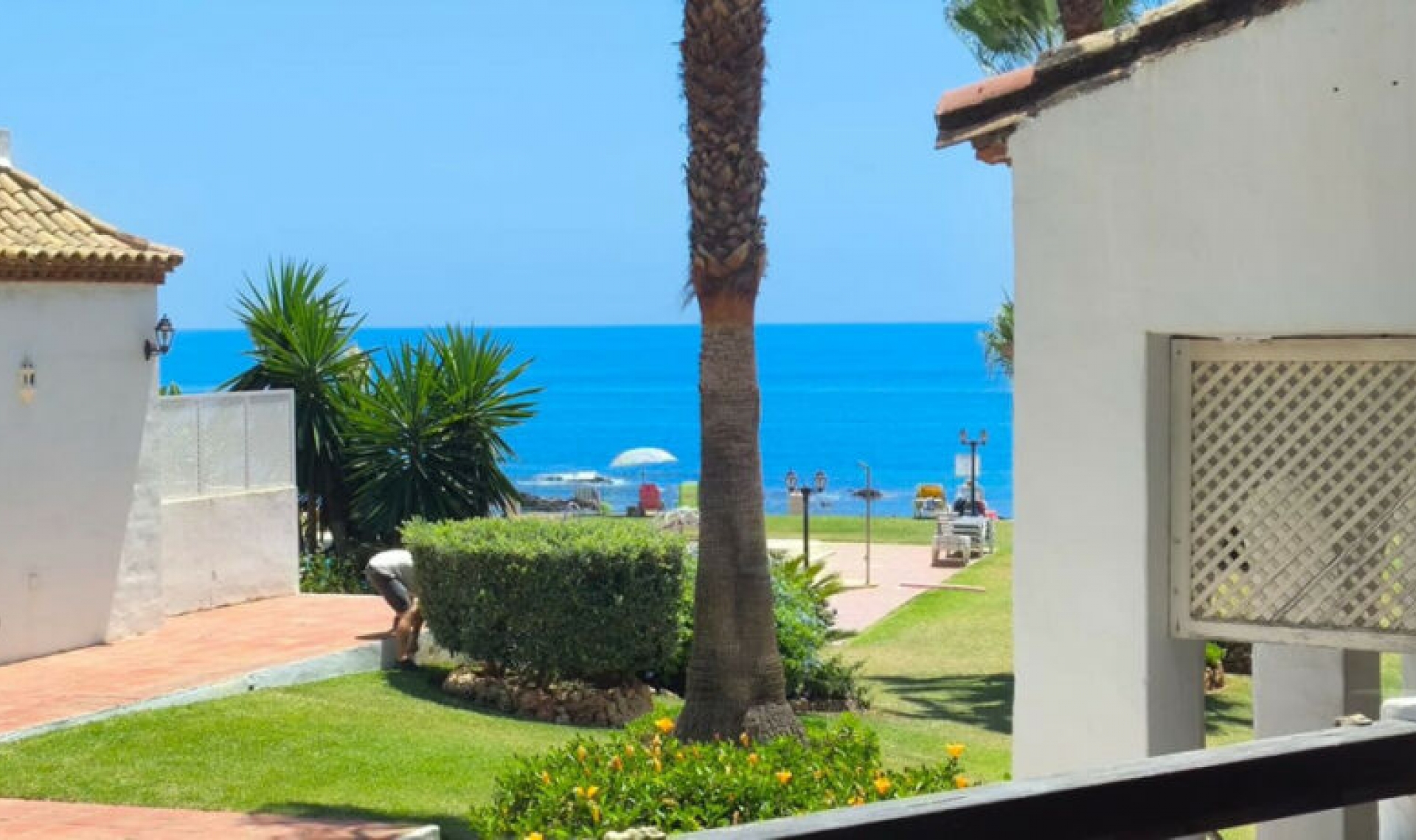 Resale - Apartment -
Calahonda