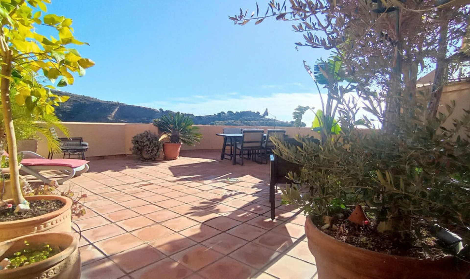 Resale - Apartment -
Calahonda