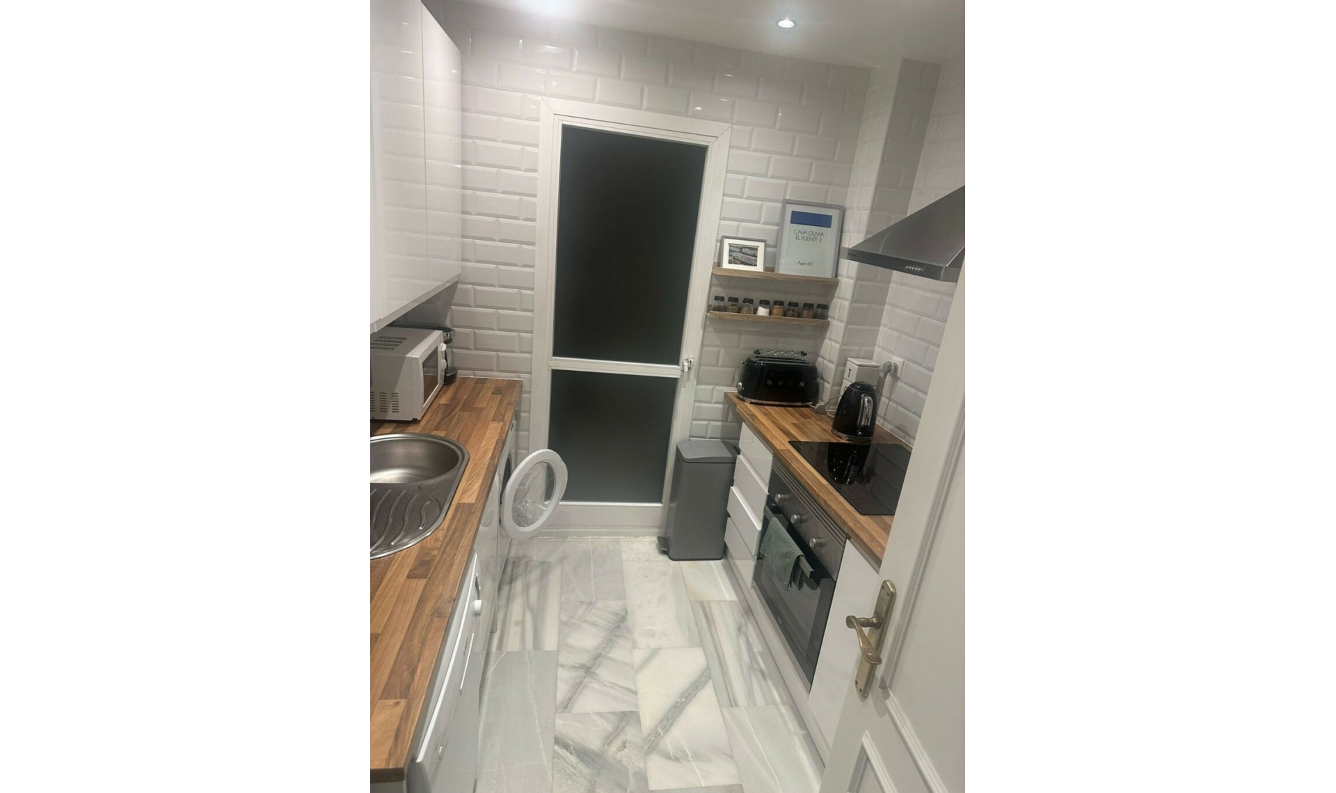 Resale - Apartment -
Calahonda