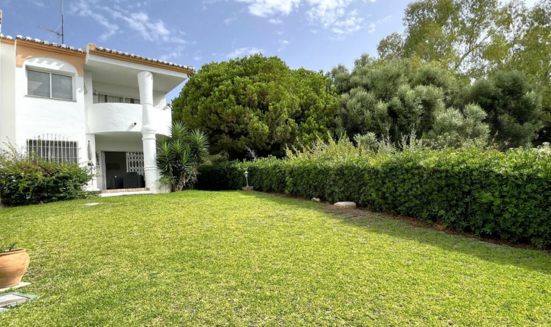 Resale - Apartment -
Calahonda