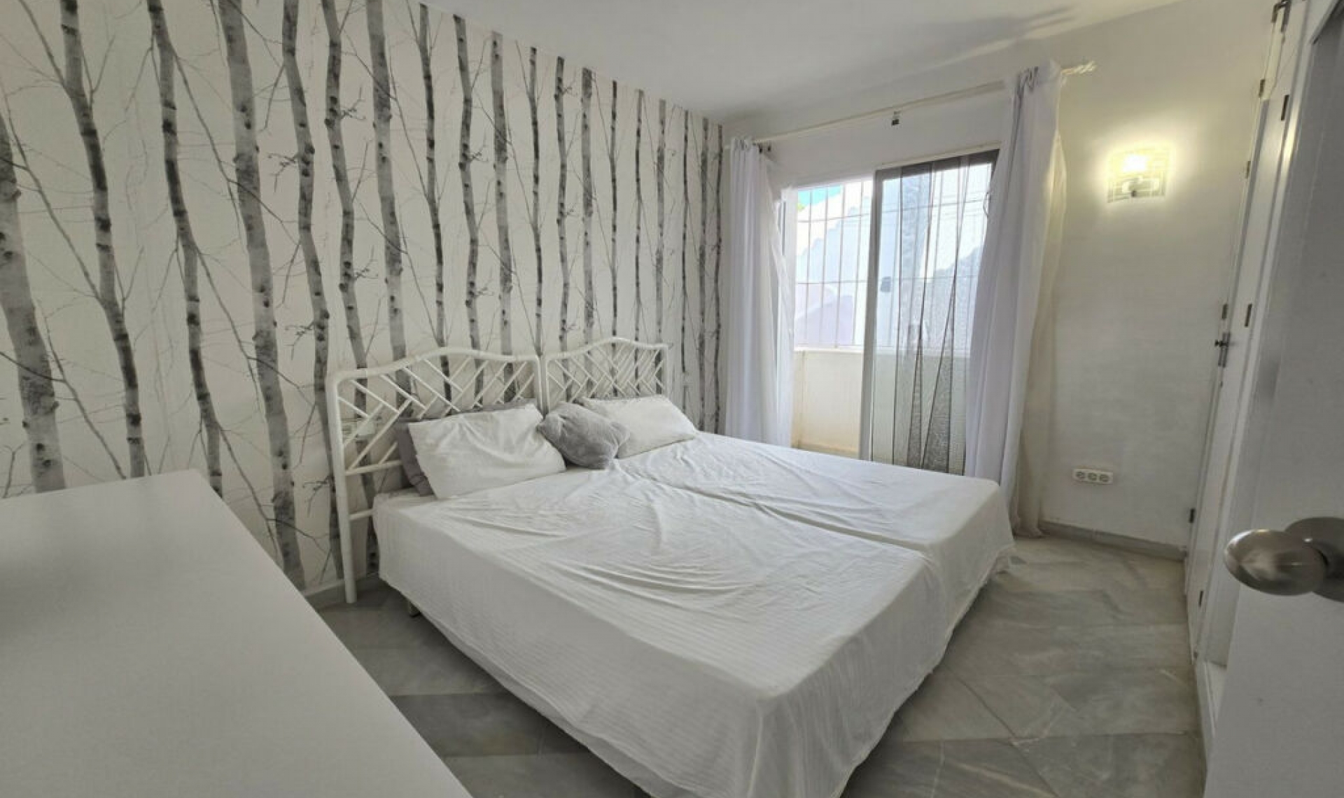Resale - Apartment -
Calahonda