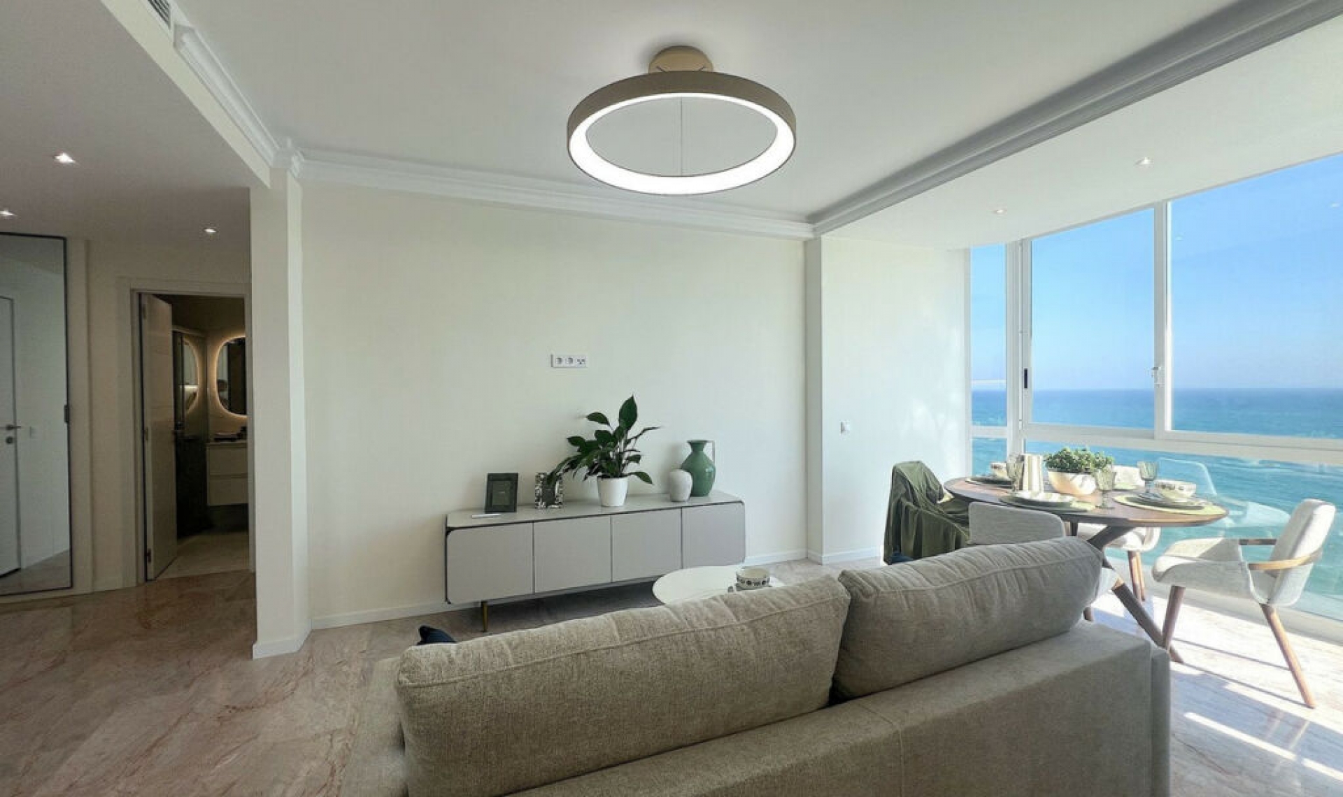 Resale - Apartment -
Calahonda