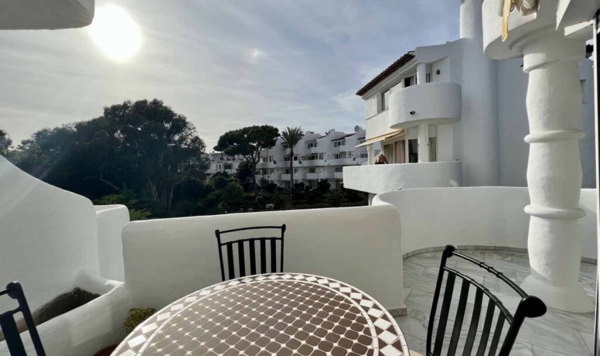 Resale - Apartment -
Calahonda