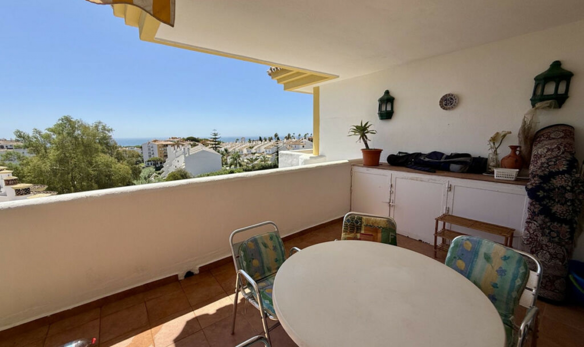 Resale - Apartment -
Calahonda