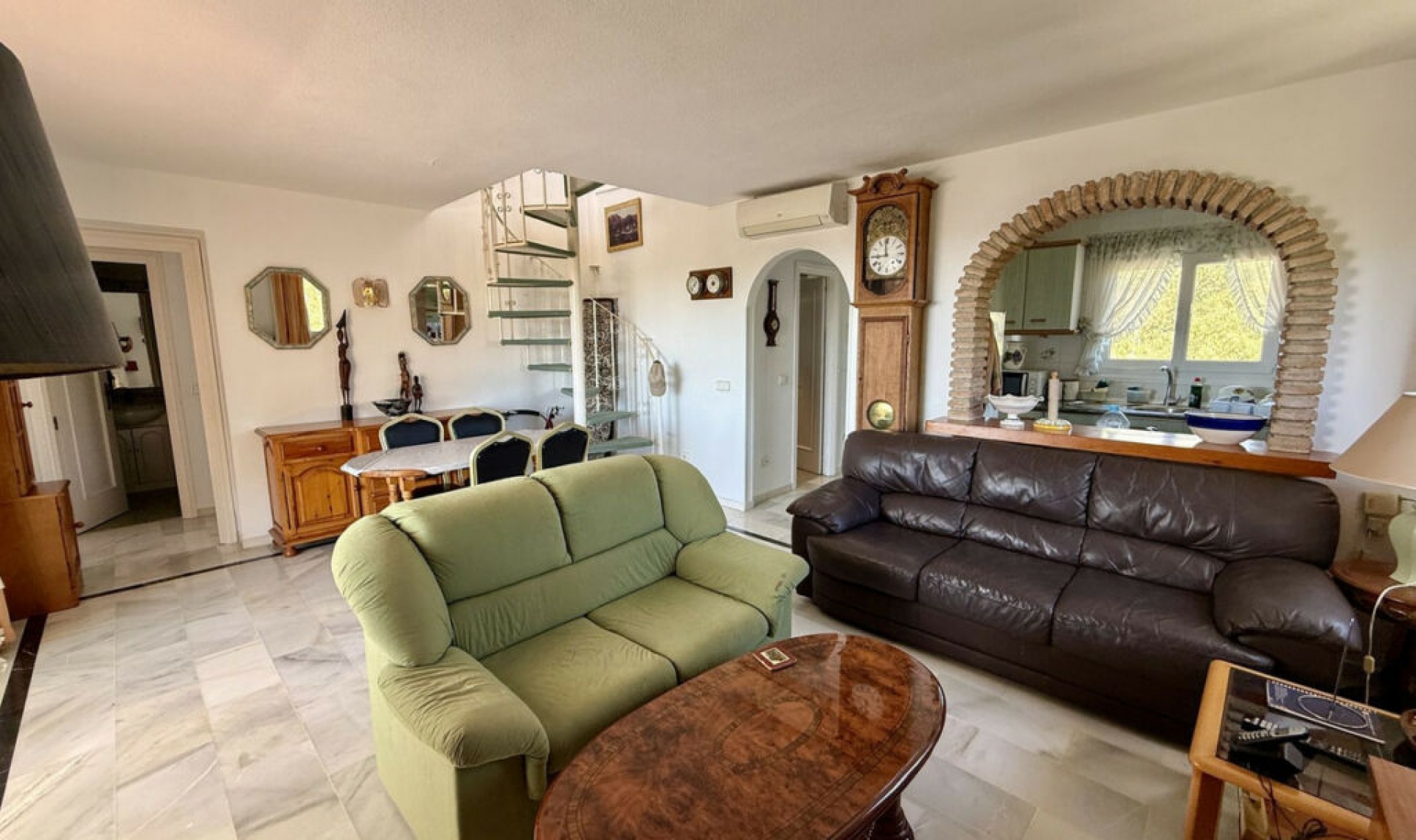 Resale - Apartment -
Calahonda