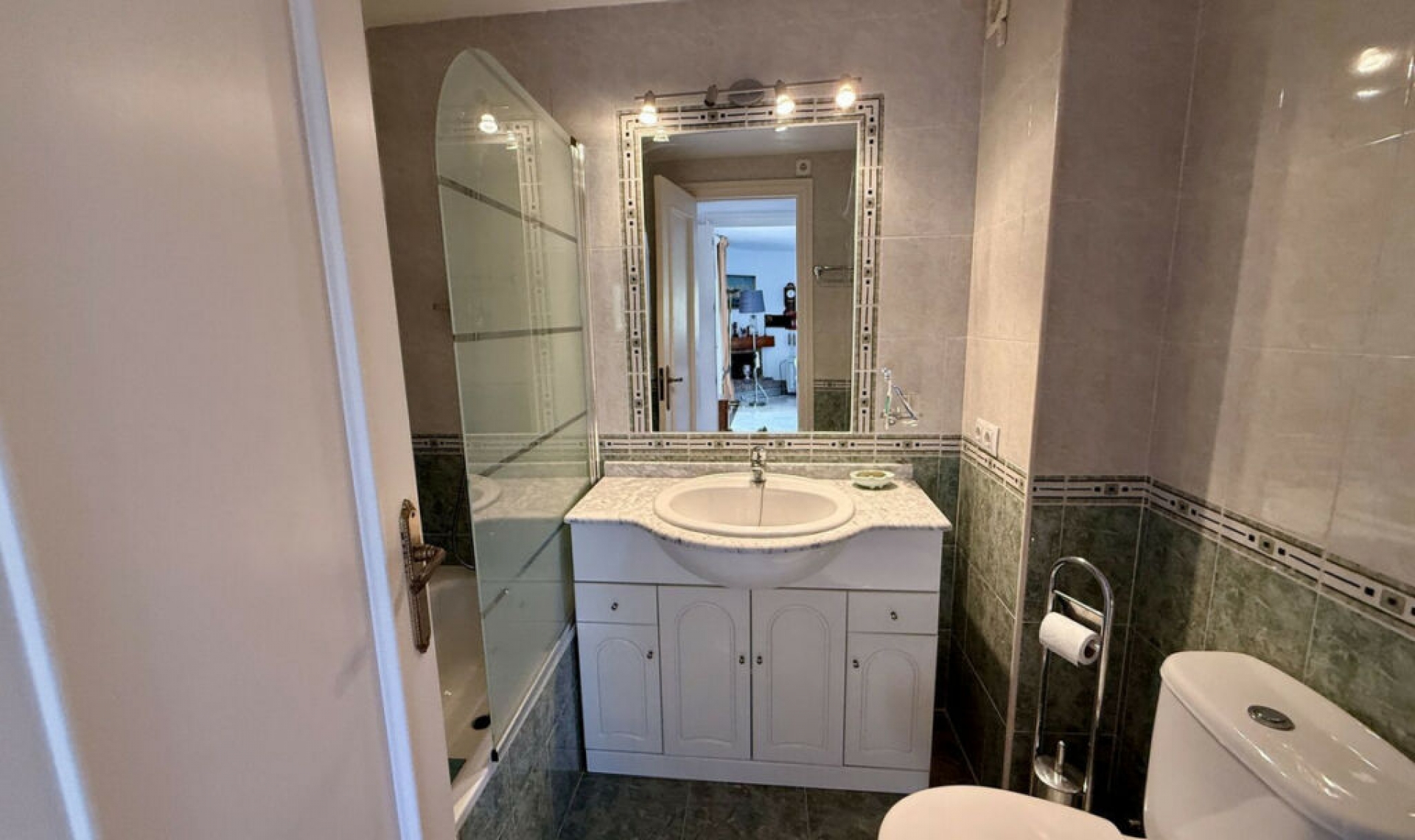 Resale - Apartment -
Calahonda