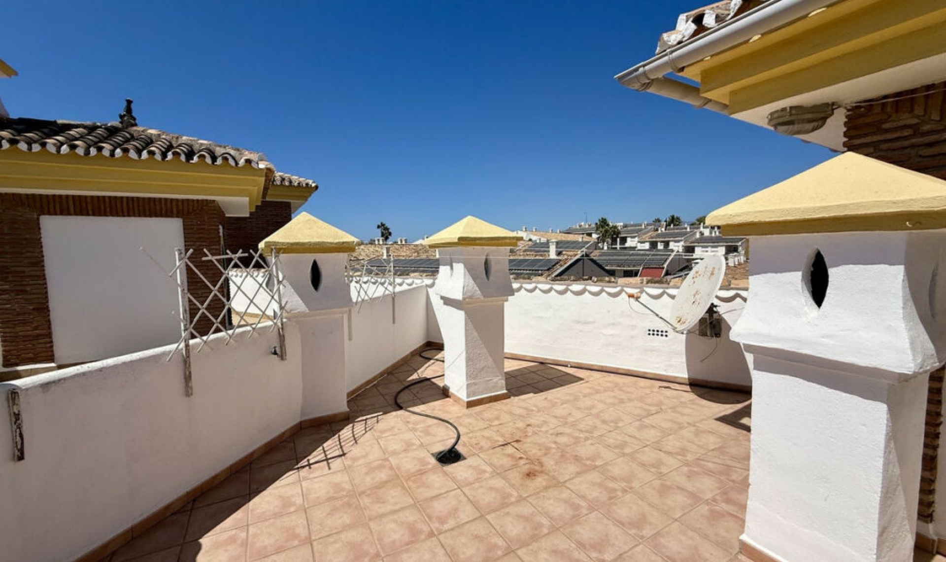 Resale - Apartment -
Calahonda
