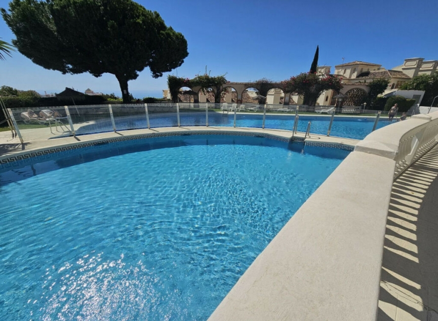 Resale - Apartment -
Calahonda