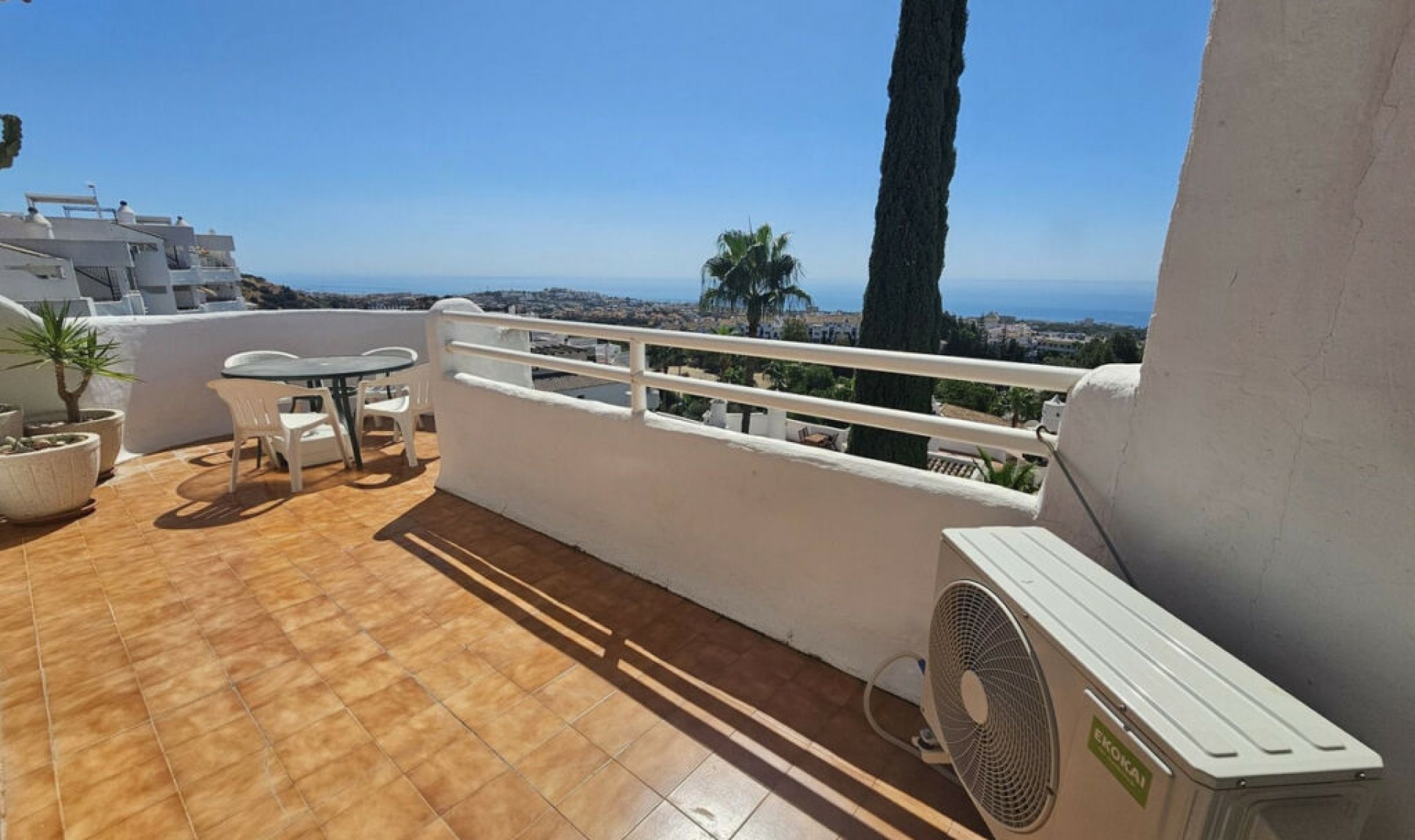 Resale - Apartment -
Calahonda