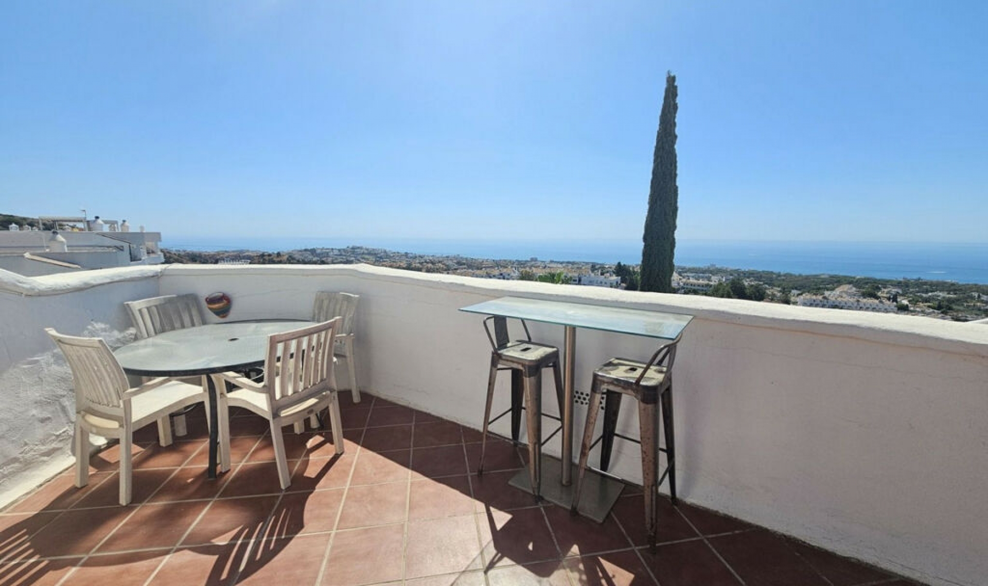 Resale - Apartment -
Calahonda