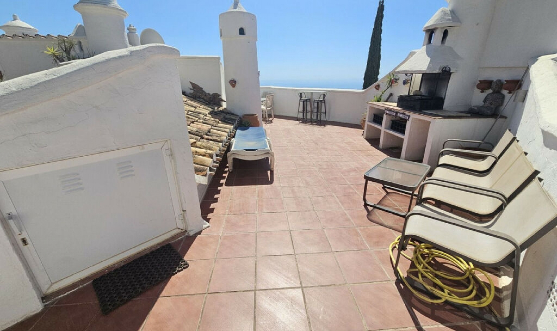 Resale - Apartment -
Calahonda
