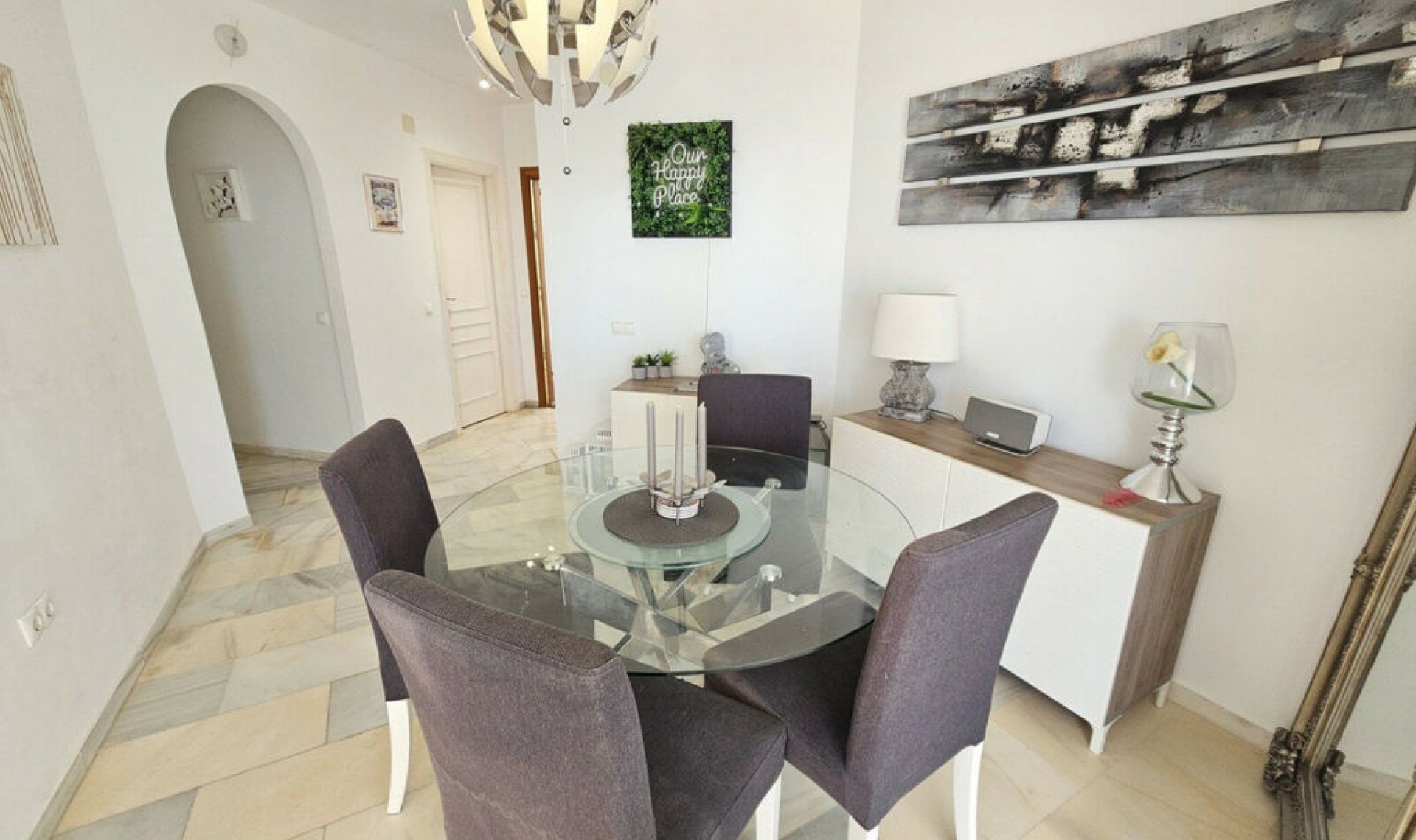 Resale - Apartment -
Calahonda