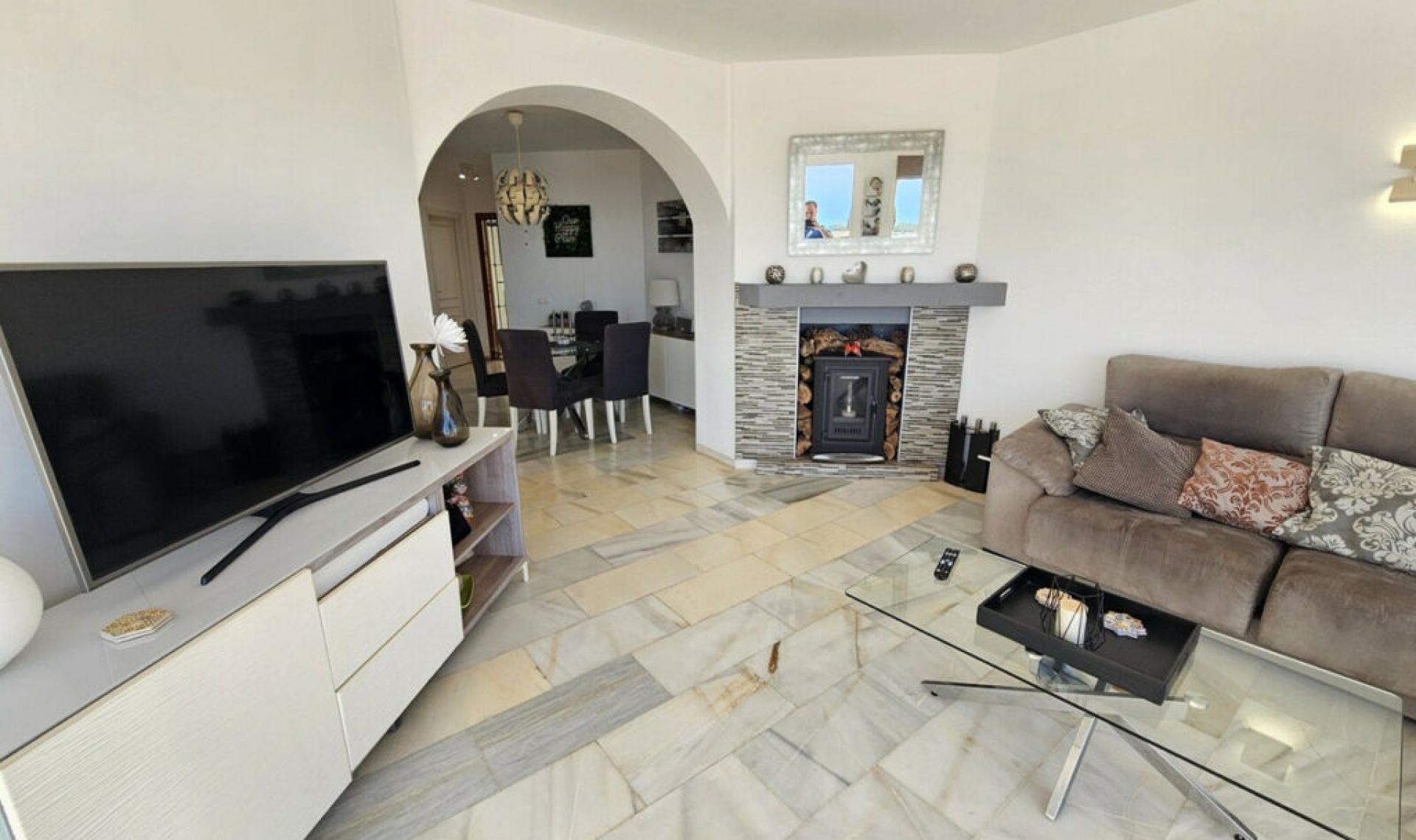 Resale - Apartment -
Calahonda