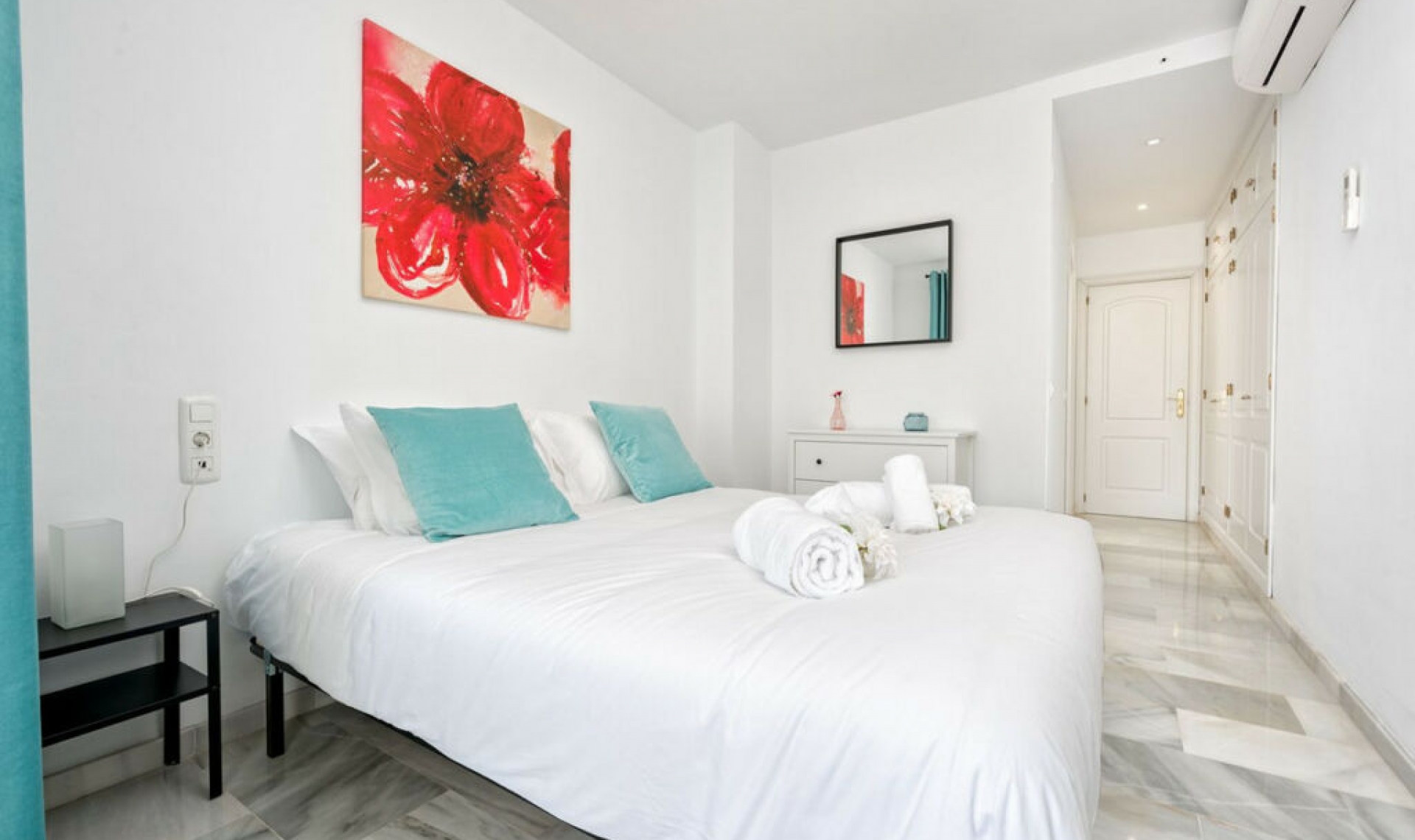 Resale - Apartment -
Calahonda