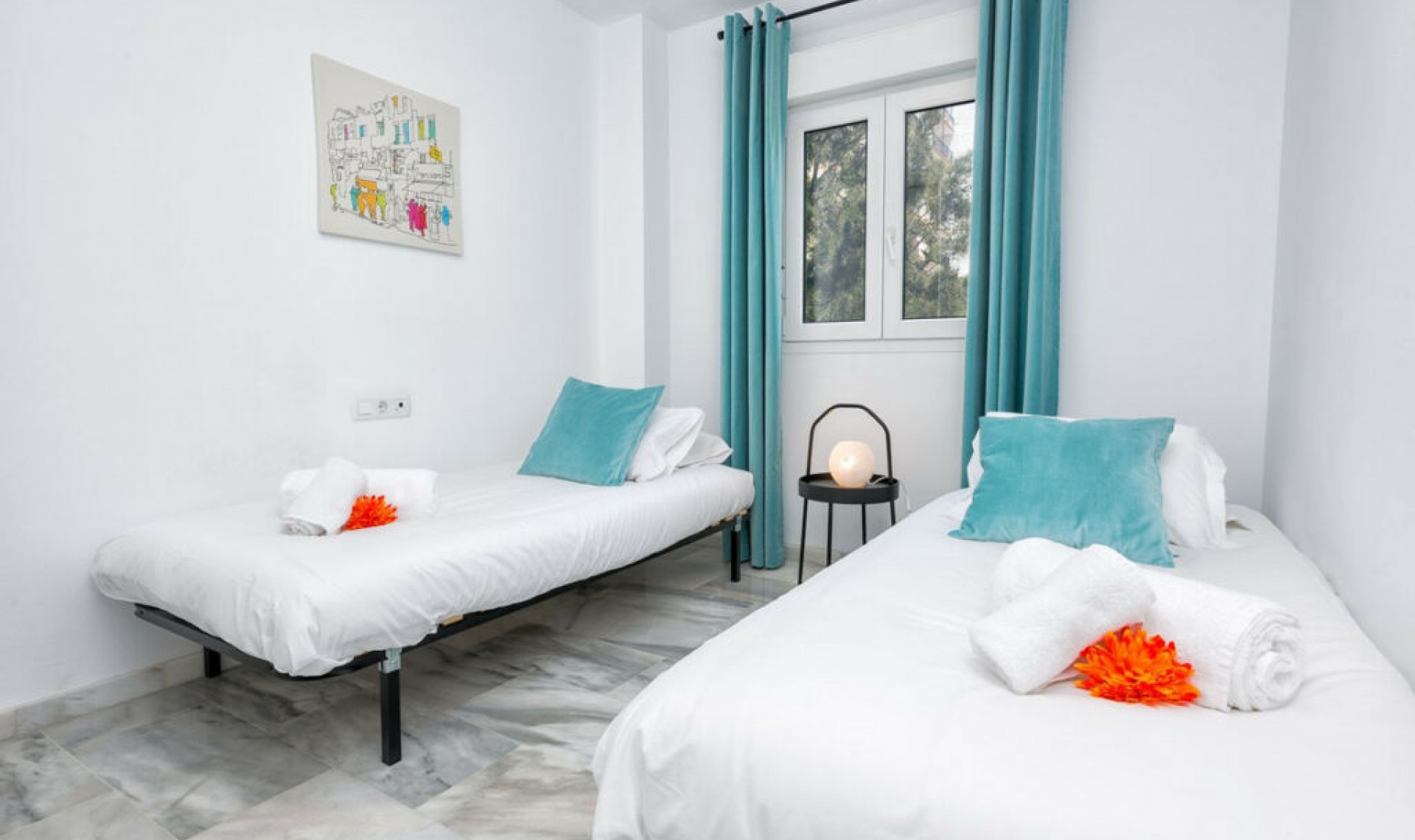 Resale - Apartment -
Calahonda