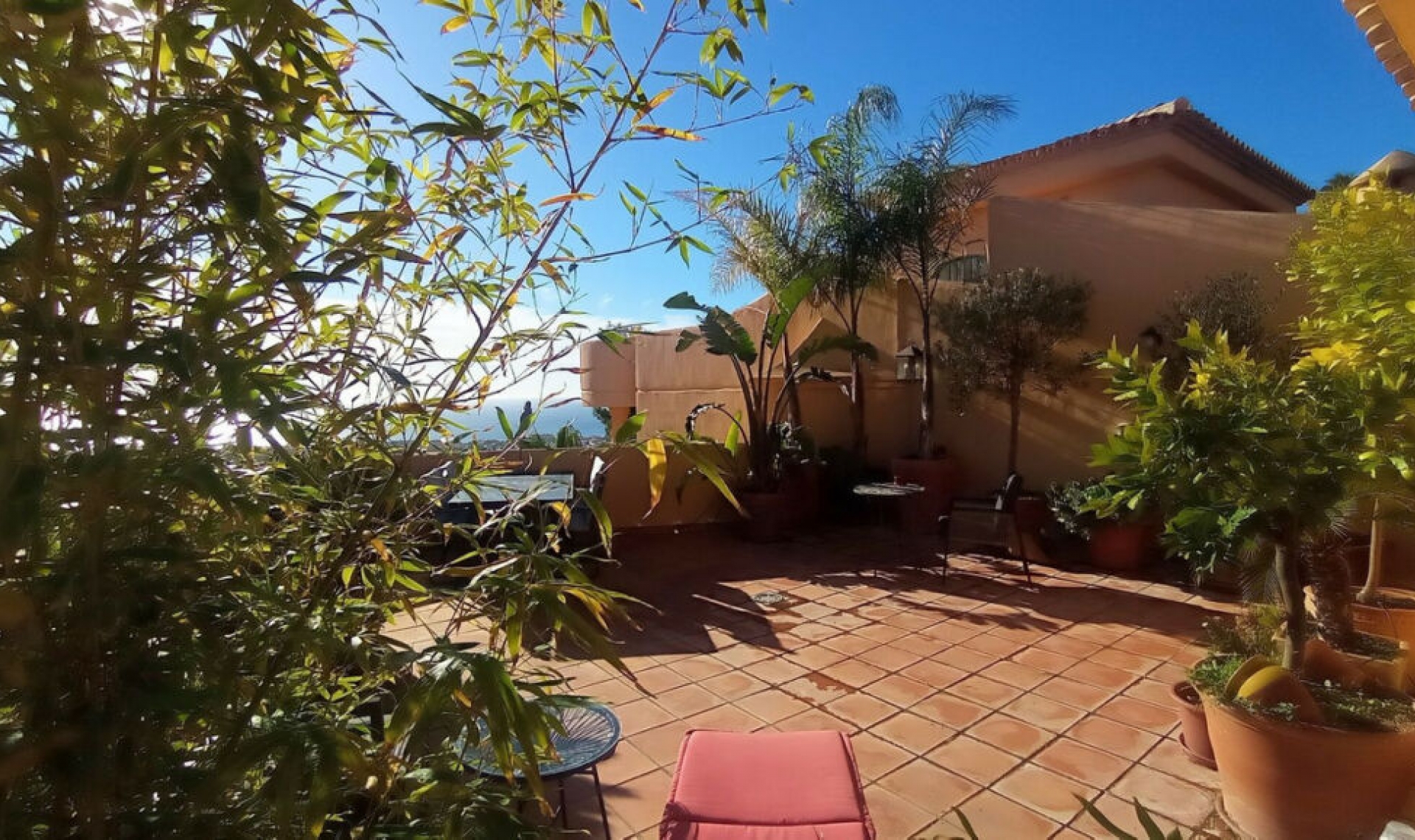 Resale - Apartment -
Calahonda