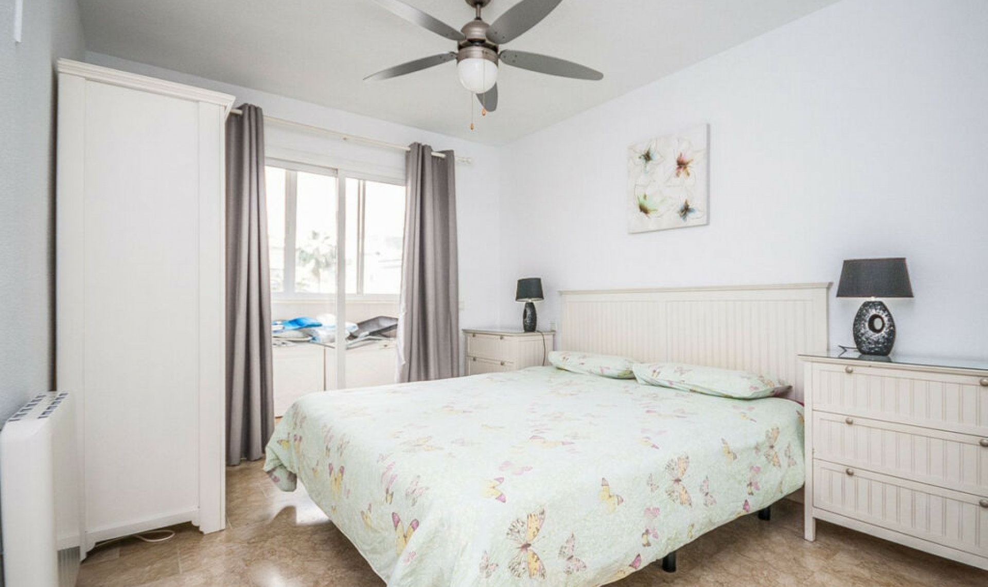 Resale - Apartment -
Calahonda