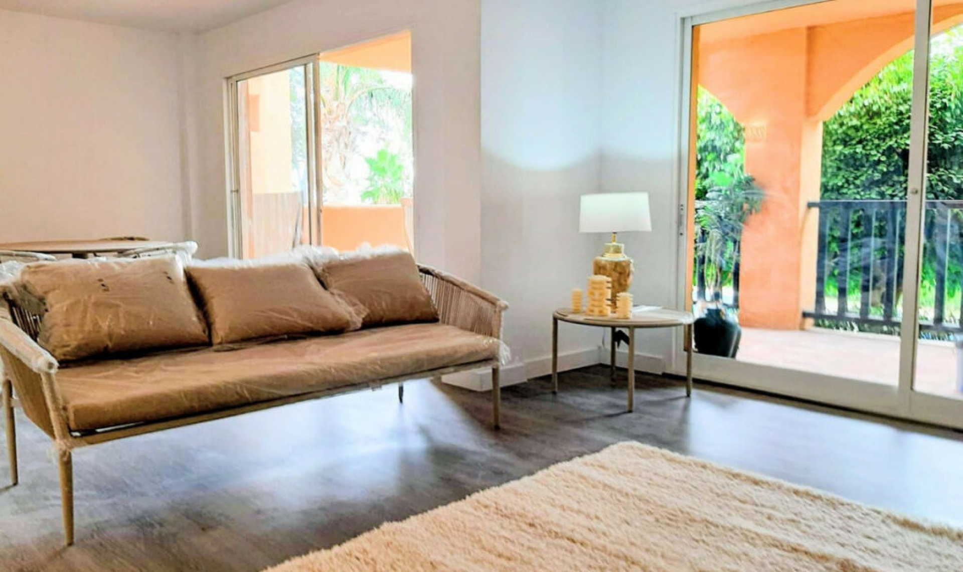 Resale - Apartment -
Calahonda