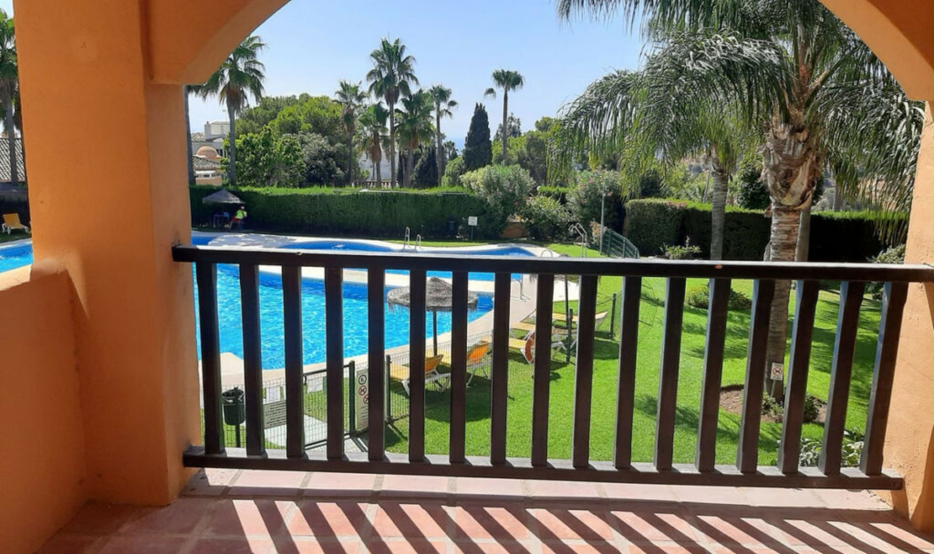 Resale - Apartment -
Calahonda
