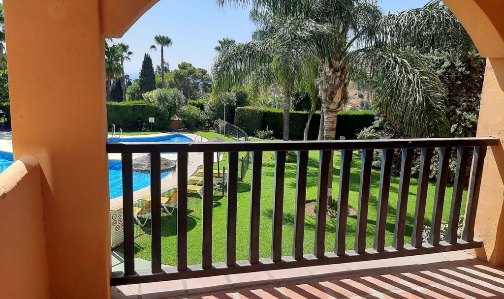 Resale - Apartment -
Calahonda