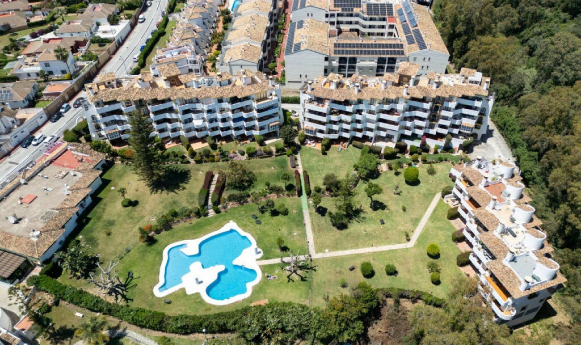 Resale - Apartment -
Calahonda