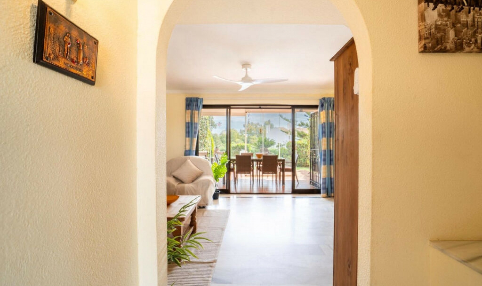Resale - Apartment -
Calahonda