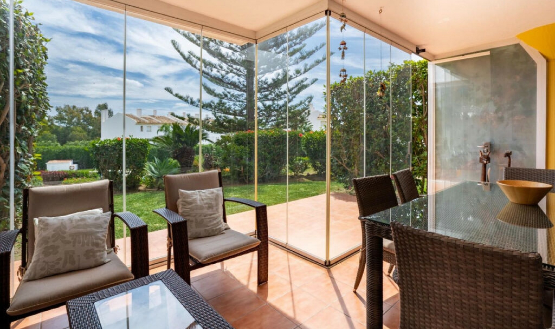 Resale - Apartment -
Calahonda