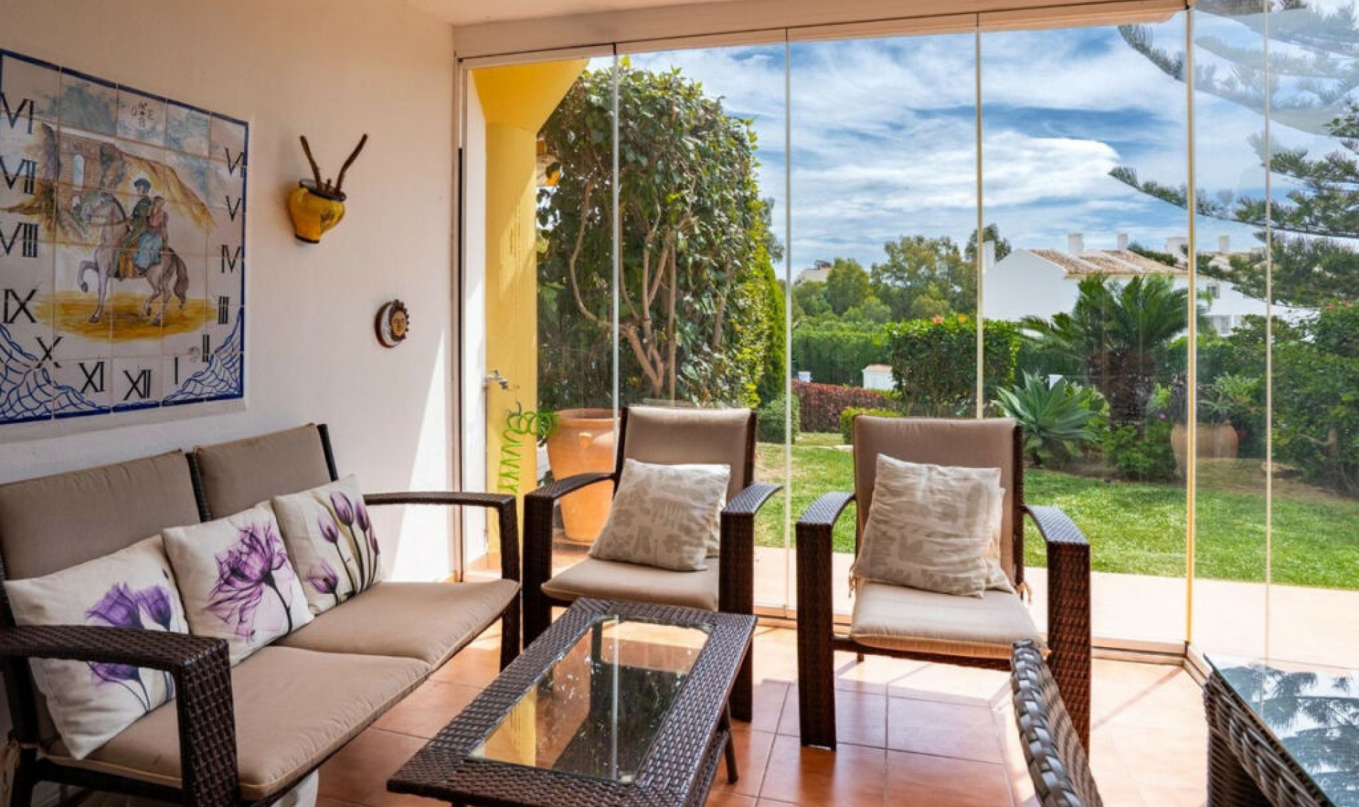 Resale - Apartment -
Calahonda