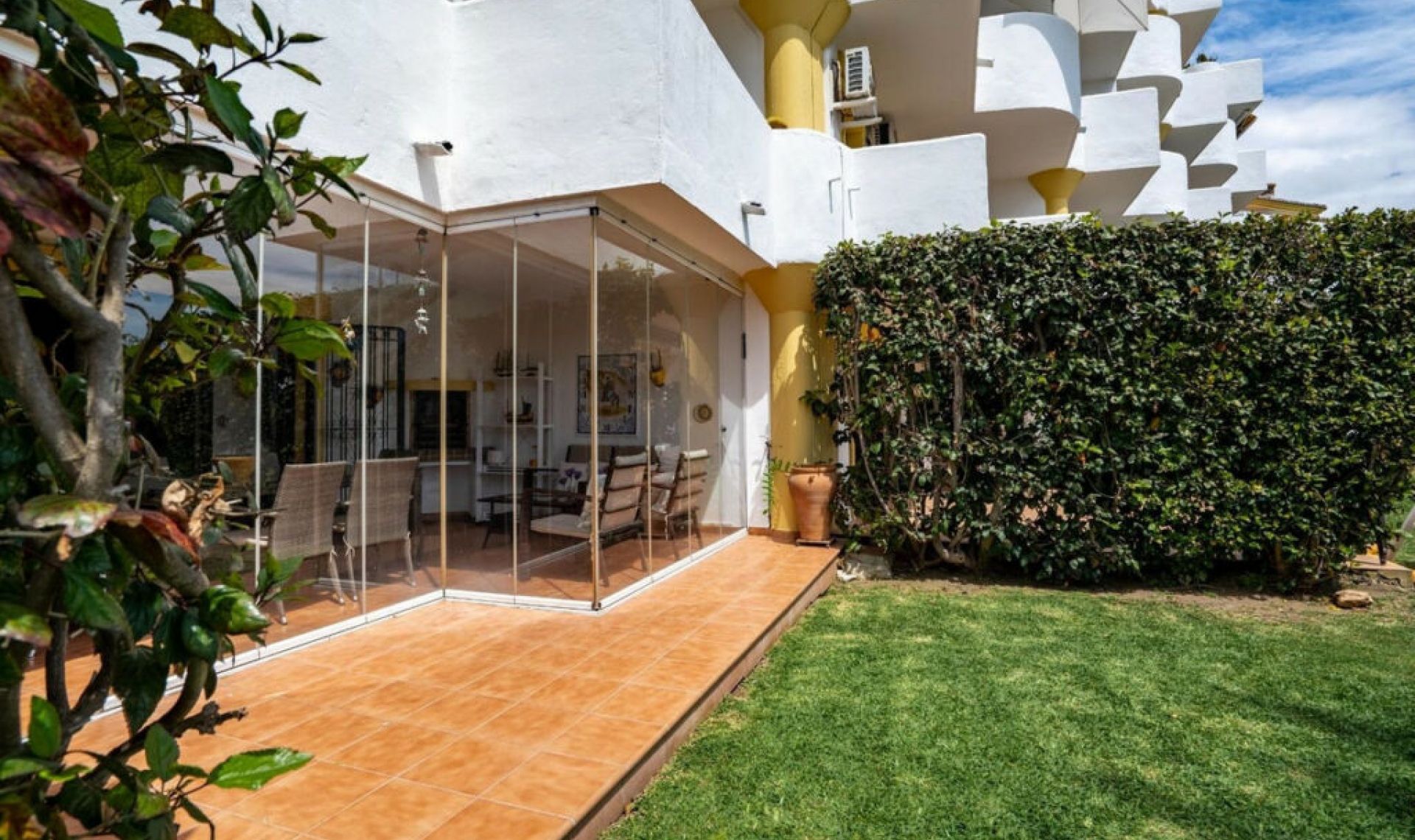 Resale - Apartment -
Calahonda