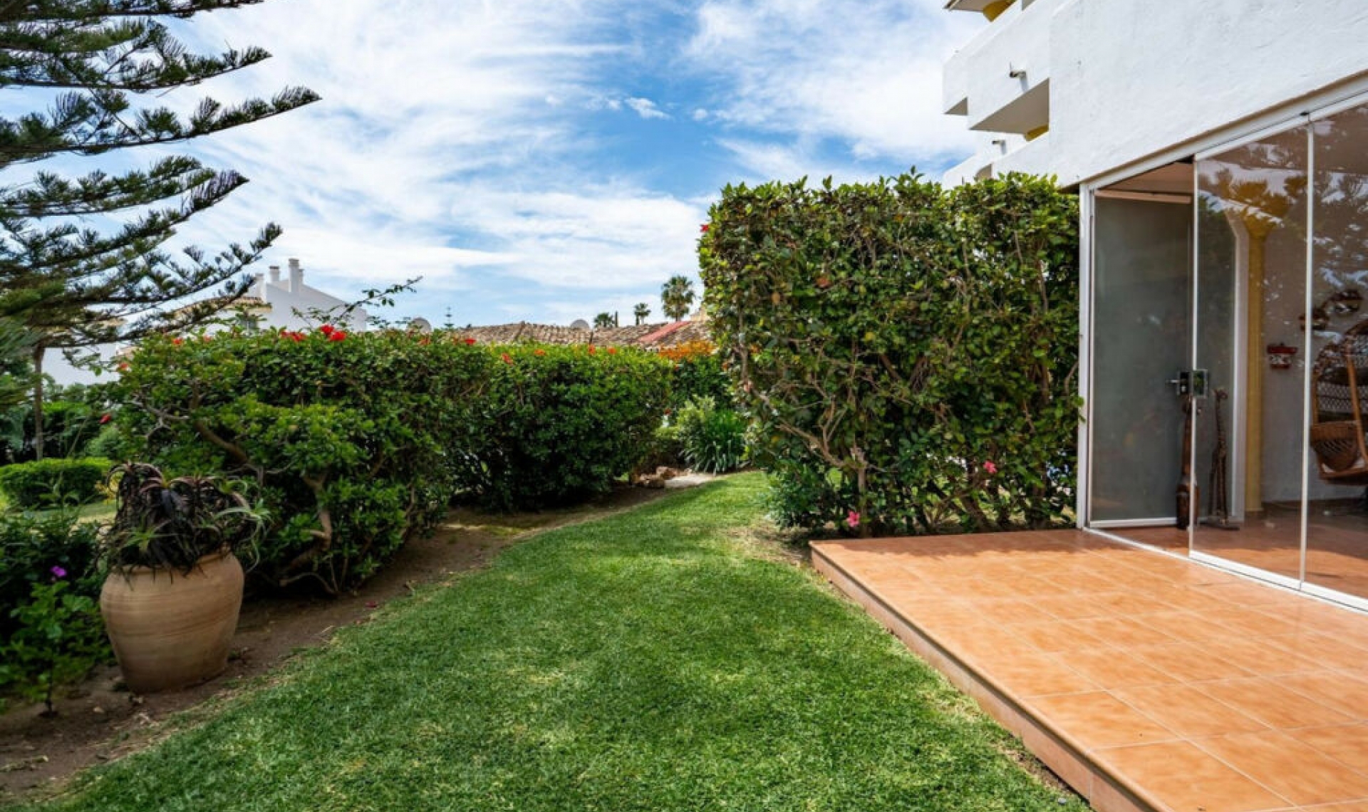 Resale - Apartment -
Calahonda