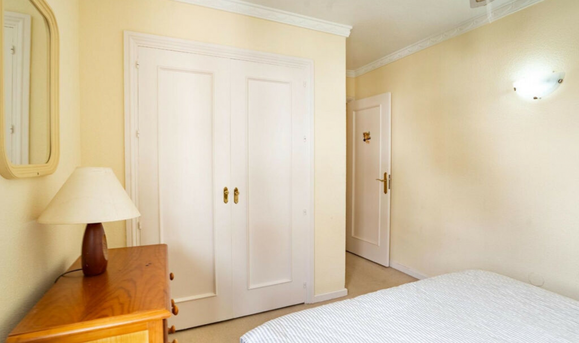 Resale - Apartment -
Calahonda