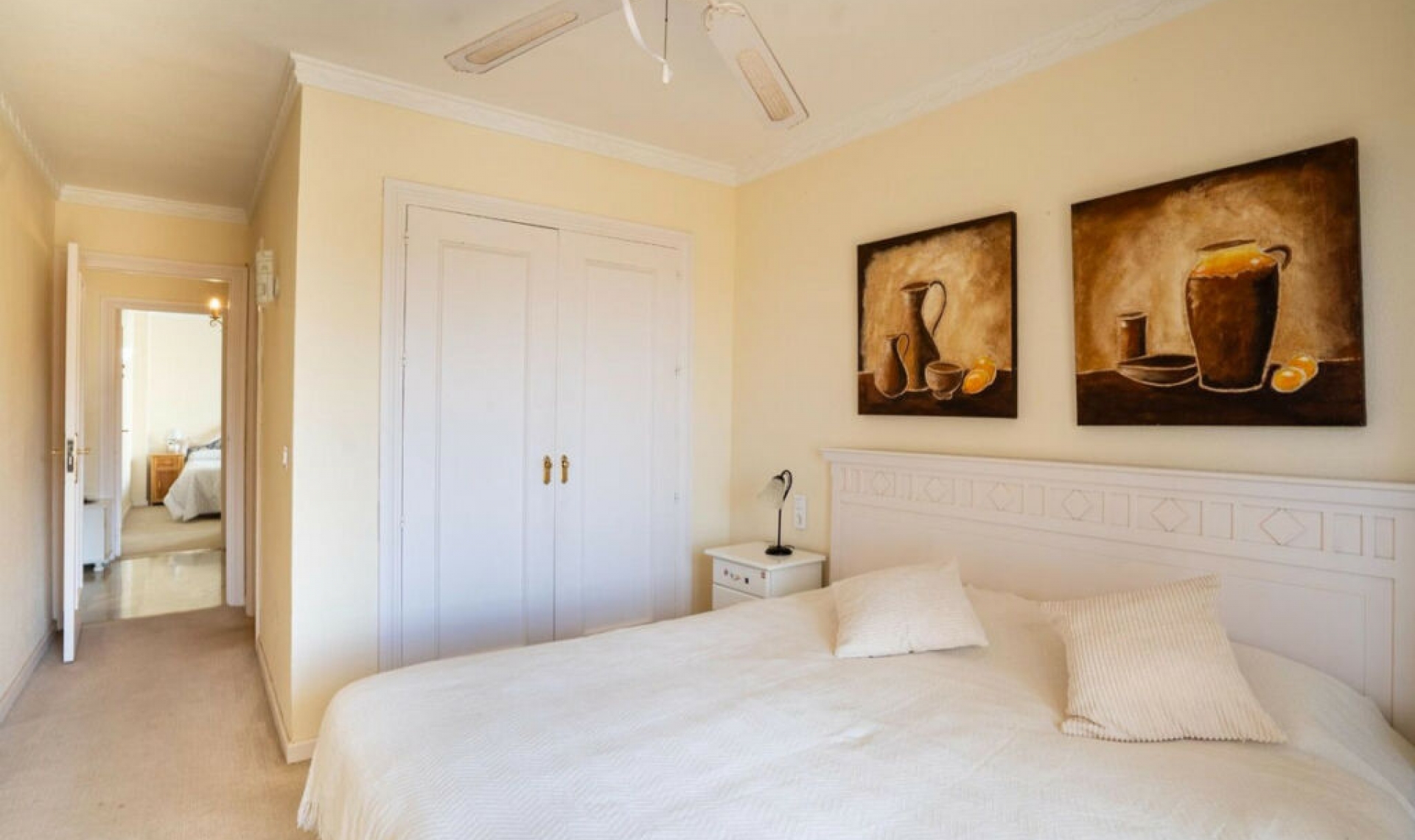 Resale - Apartment -
Calahonda