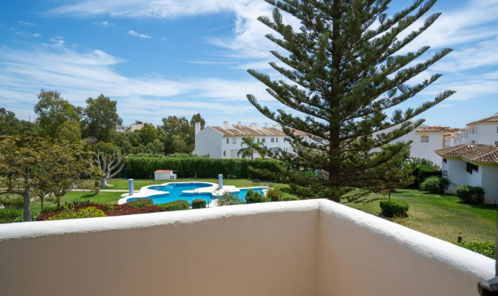 Resale - Apartment -
Calahonda