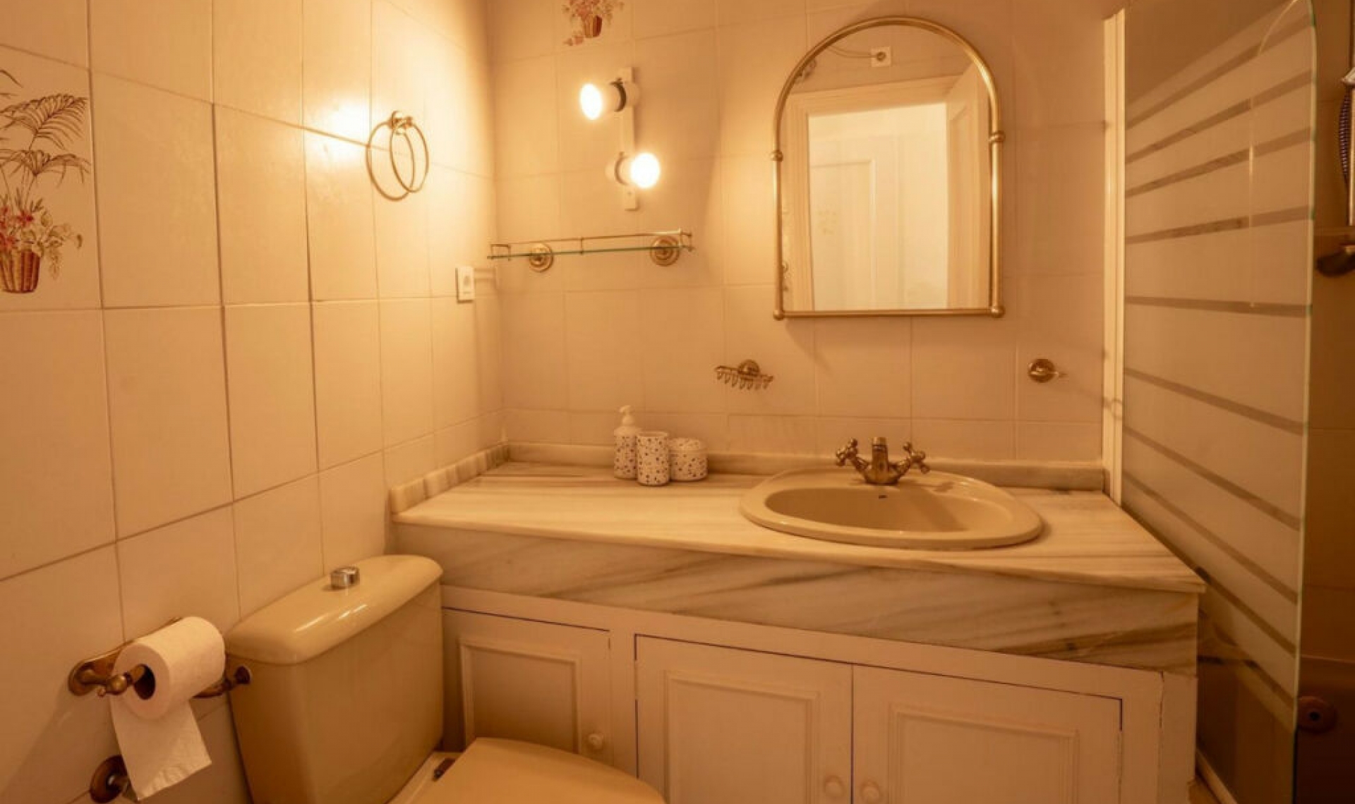 Resale - Apartment -
Calahonda