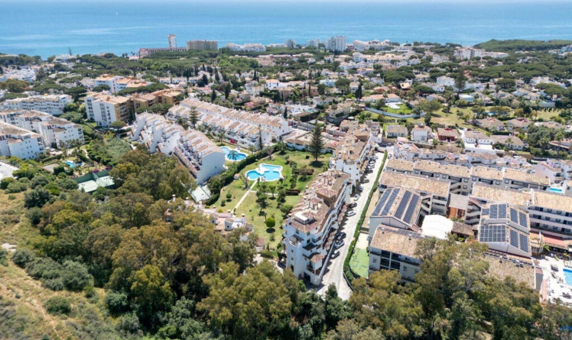 Resale - Apartment -
Calahonda