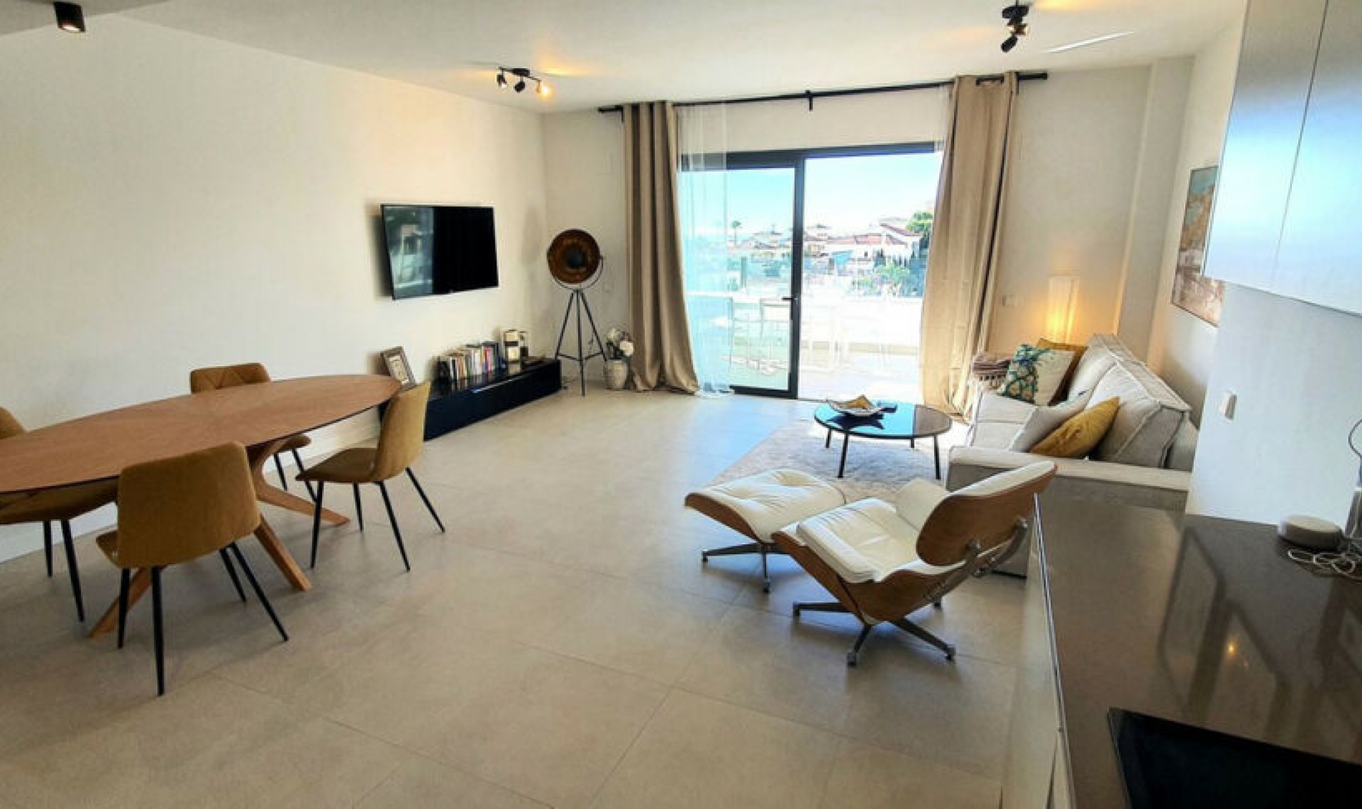 Resale - Apartment -
Calanova Golf
