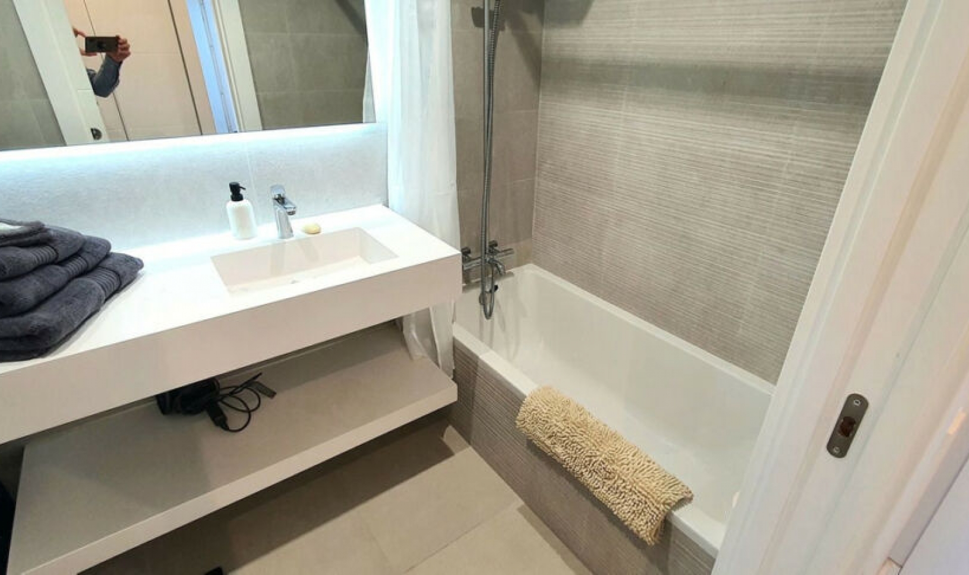 Resale - Apartment -
Calanova Golf