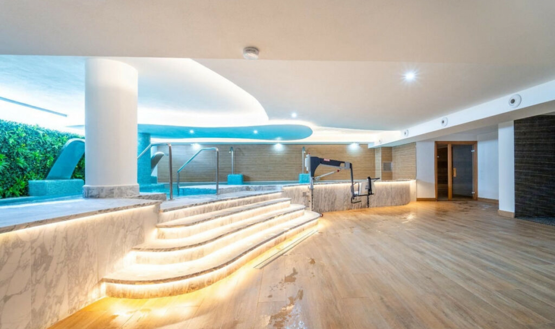 Resale - Apartment -
Calanova Golf
