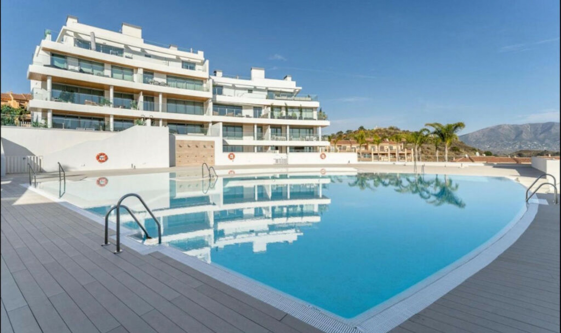 Resale - Apartment -
Calanova Golf
