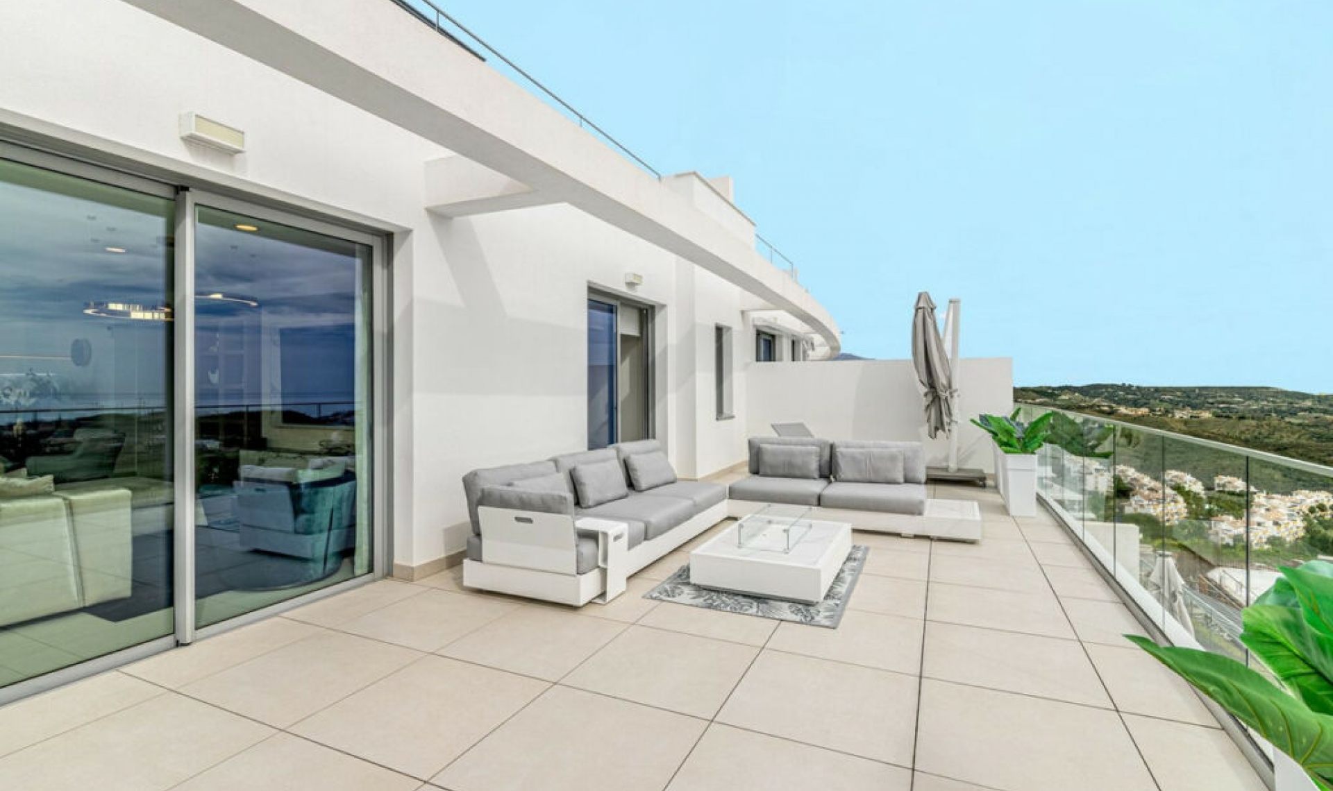 Resale - Apartment -
Calanova Golf