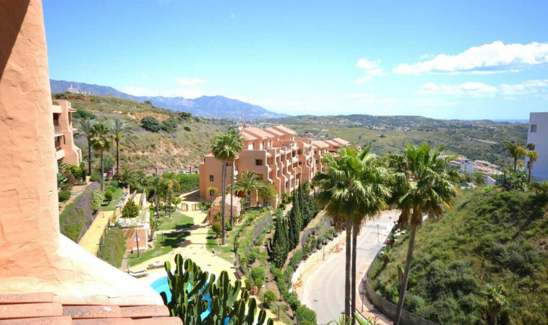 Resale - Apartment -
Calanova Golf