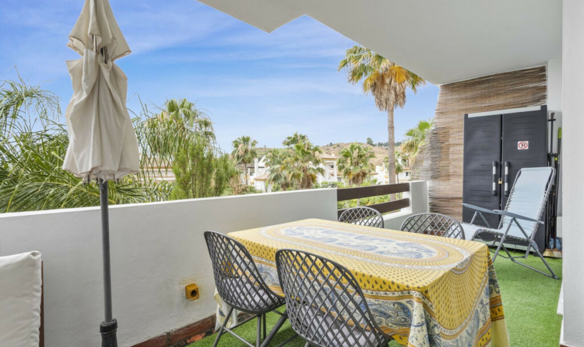 Resale - Apartment -
Calanova Golf