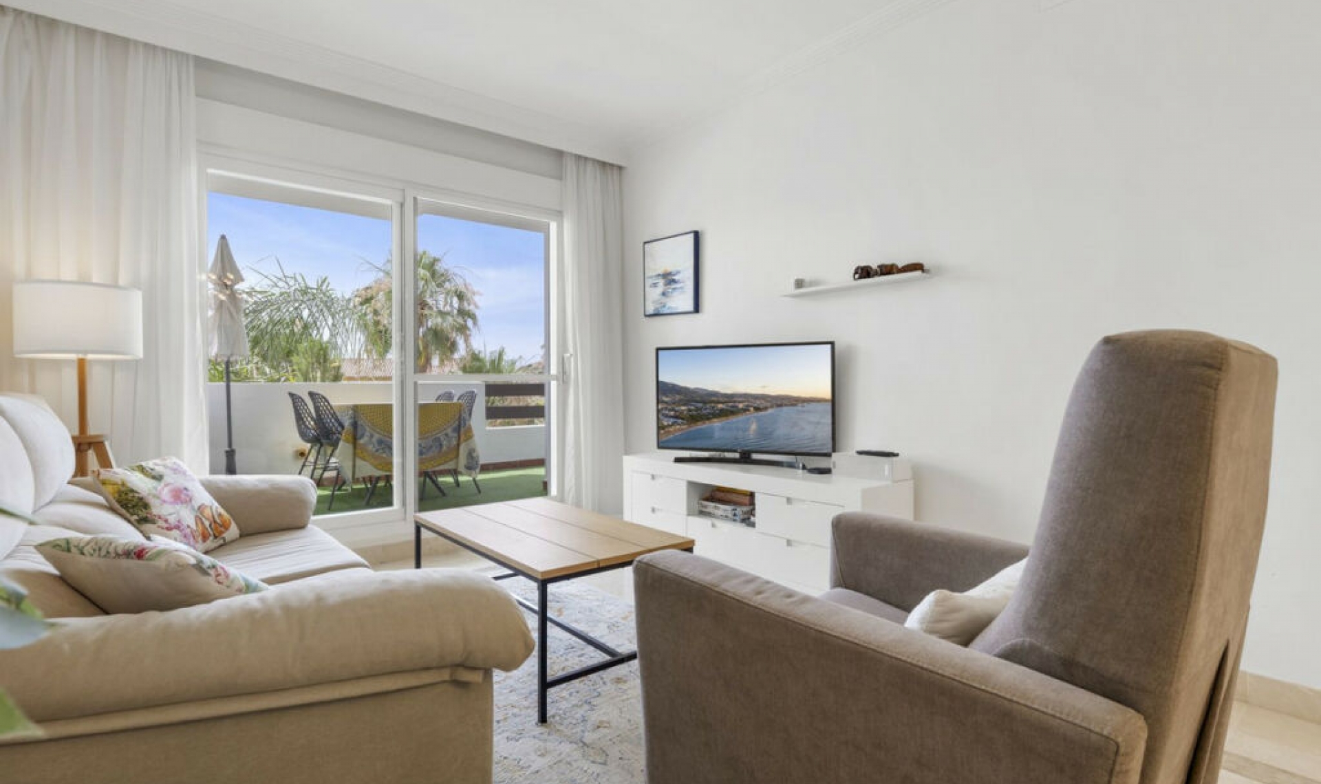 Resale - Apartment -
Calanova Golf