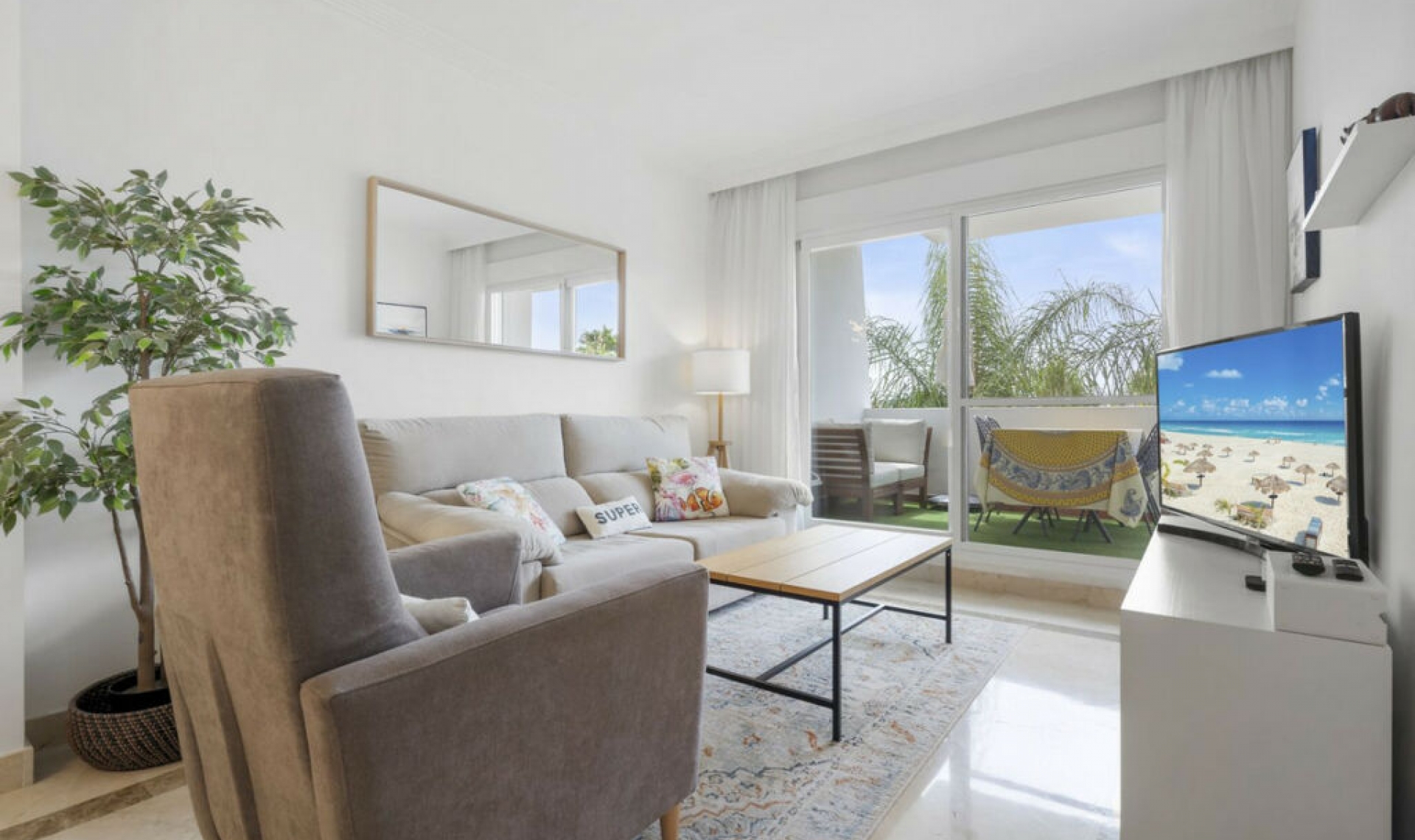 Resale - Apartment -
Calanova Golf